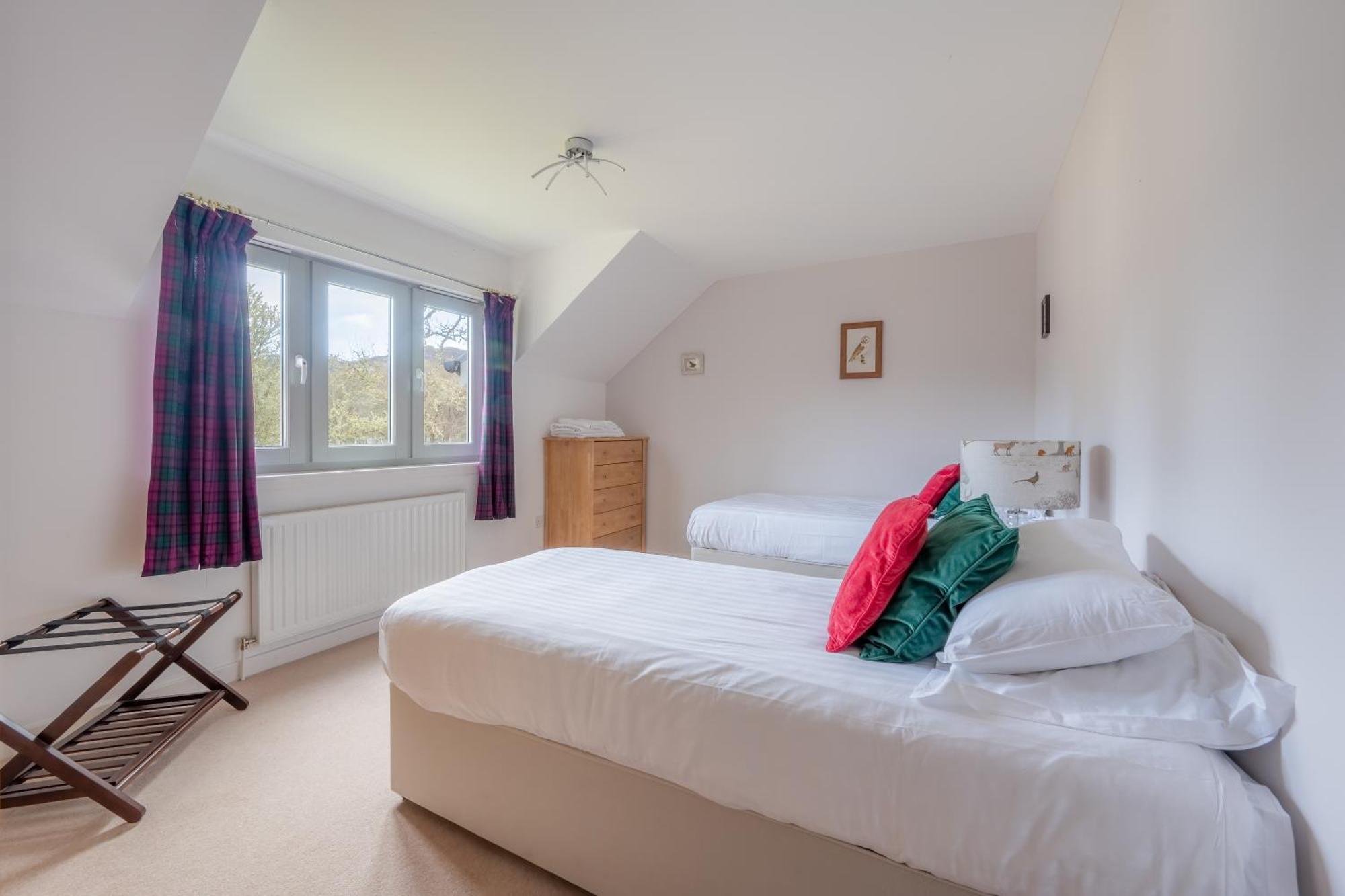 Abbey Holidays Loch Ness Luxury Self Catering 2 Bedroom Cottages Форт Аугустус Стая снимка